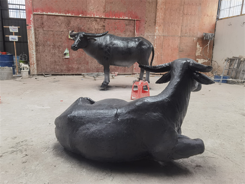 廢棄材料雕塑的環(huán)保藝術價值