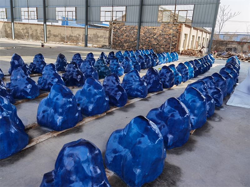 玻璃鋼雕塑的藝術(shù)魅力